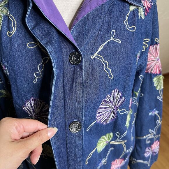 Vintage Denim Shirt Jacket Womens Medium Floral Beaded Embroidery - Picture 4 of 9